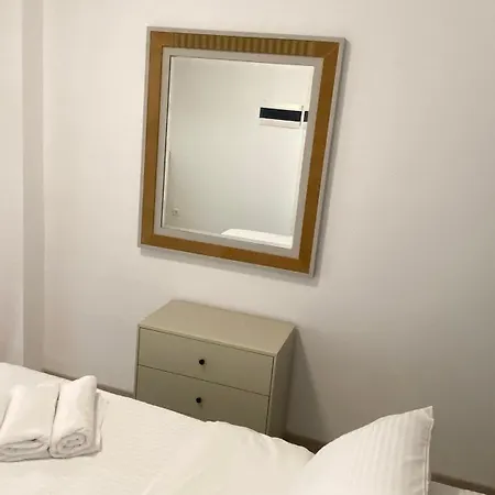 Rhodes Side Ιξιά